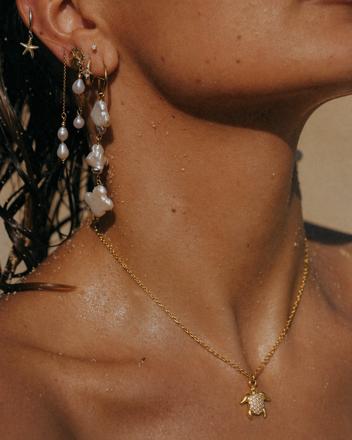 By The Sea ketting