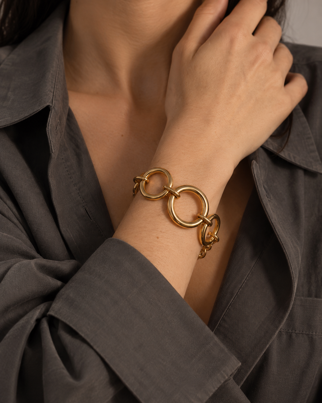 Cluster armband