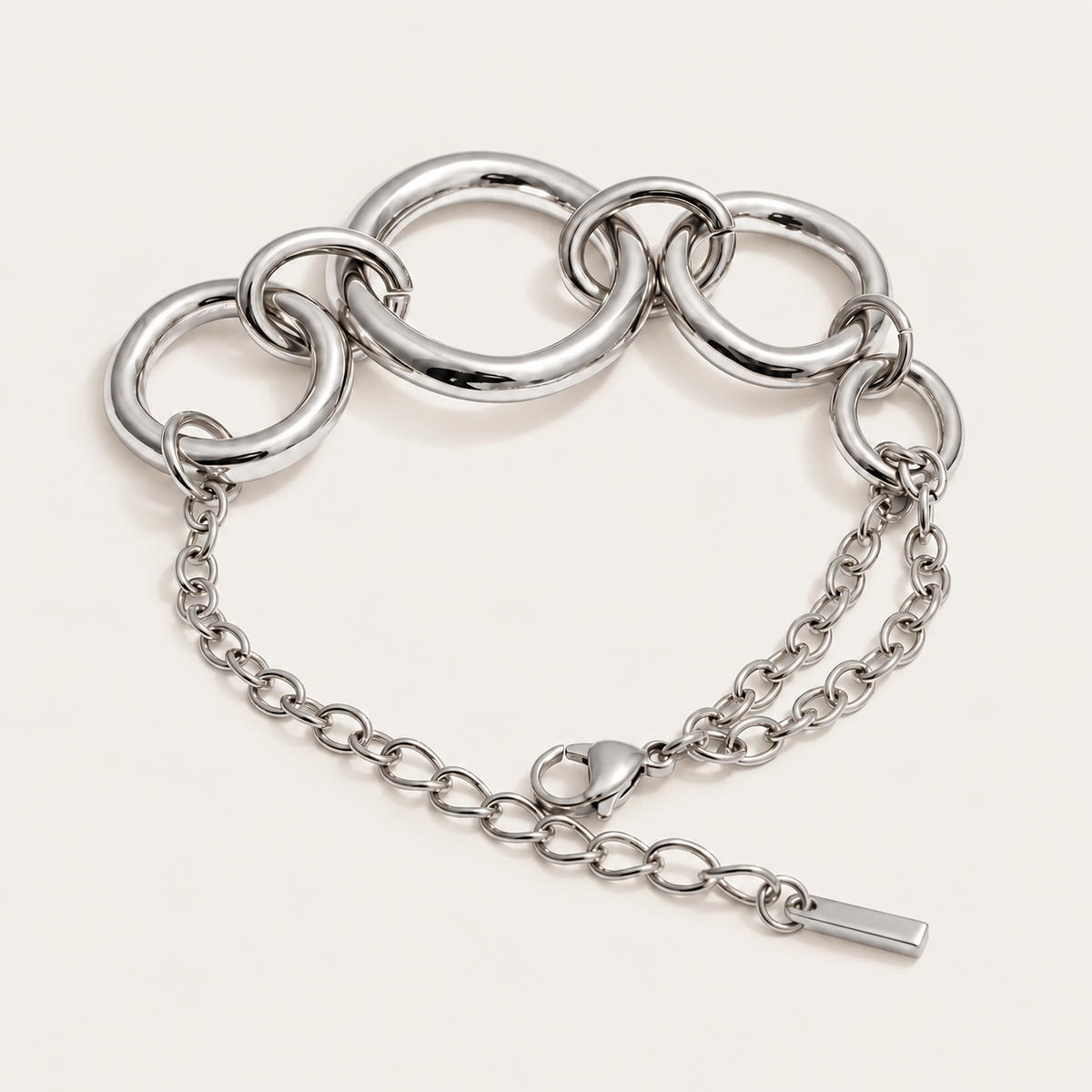 Cluster armband