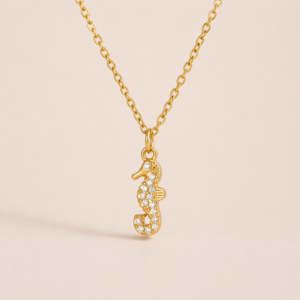 By The Sea ketting