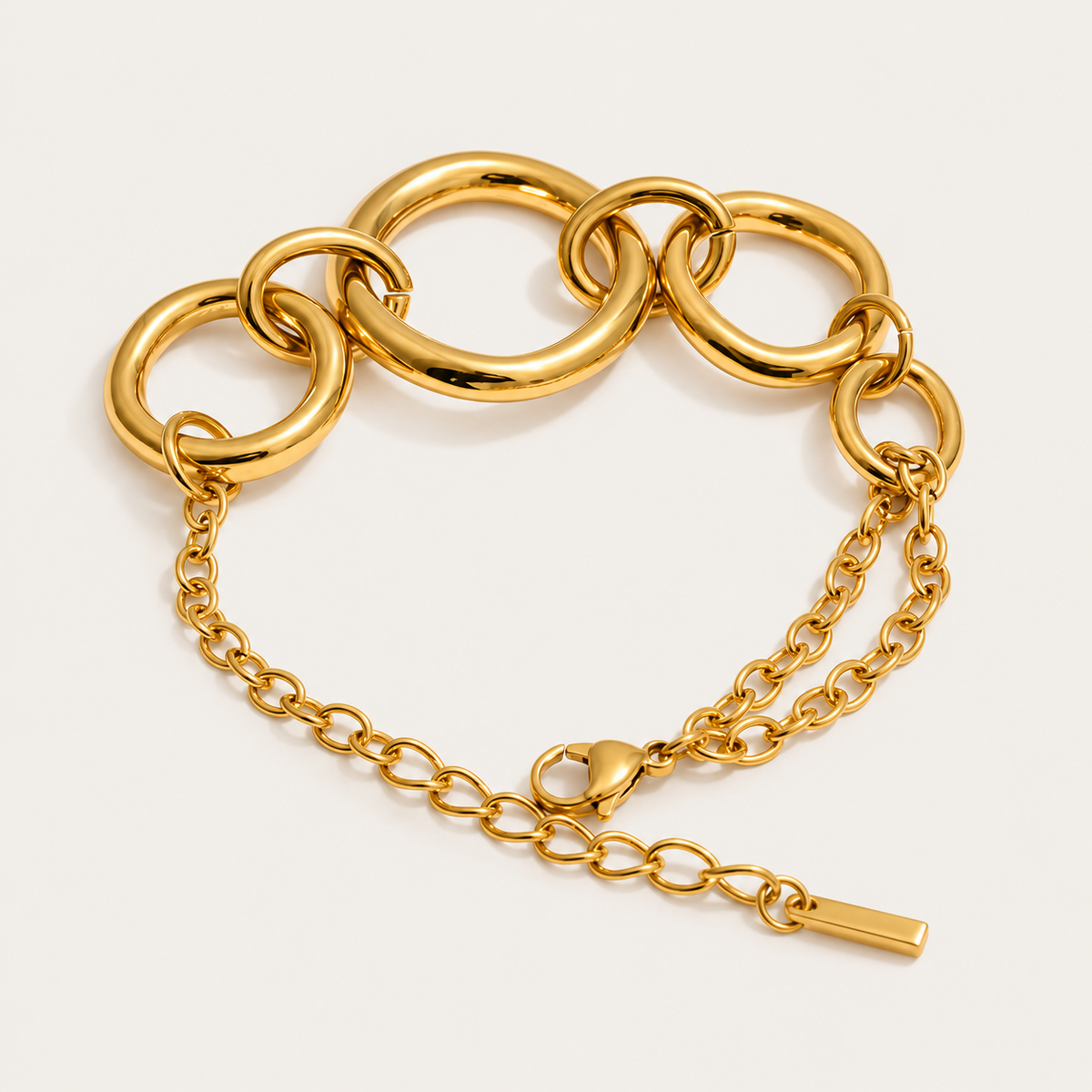 Cluster armband
